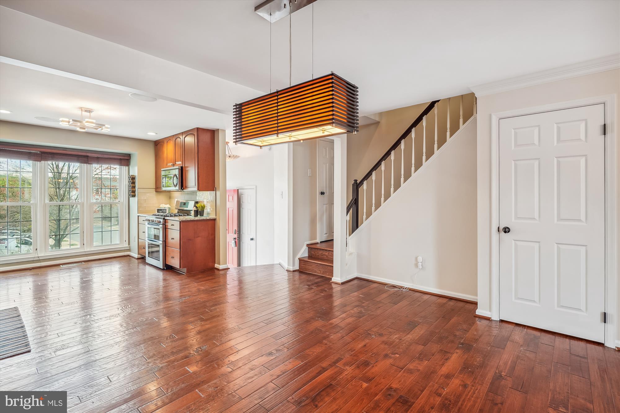 46940 Rabbitrun Terrace Sterling, VA 20164 - Photo 10 of 60 Dining Room opens to Kitchen