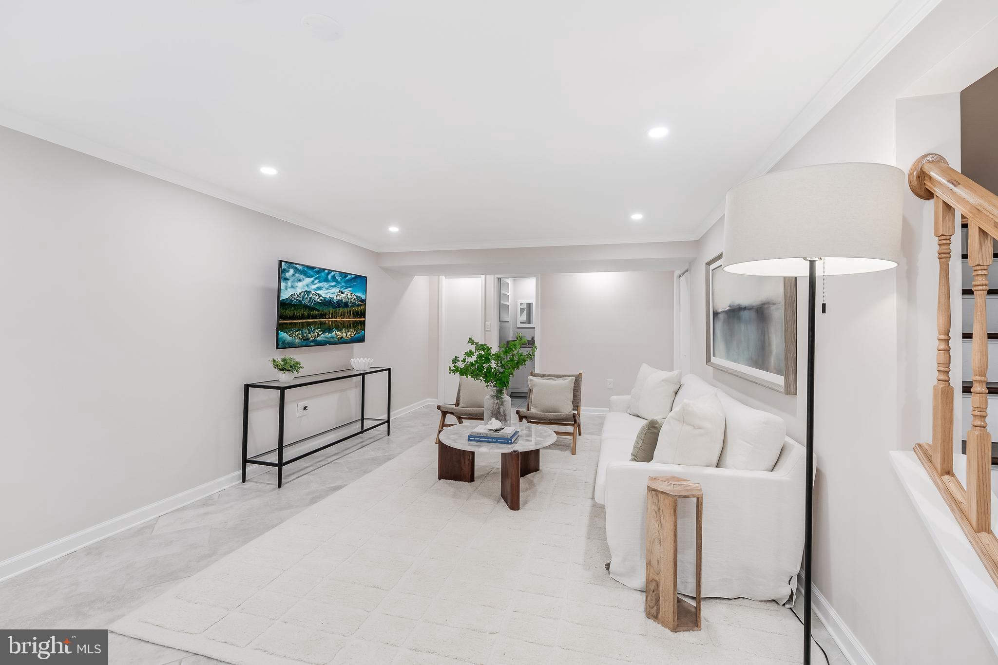 10812 Hunt Club Road Reston, VA 20190 - Photo 34 of 74