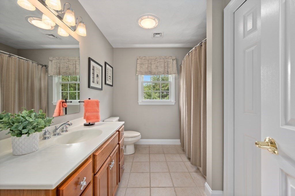 3 Olde Coach Road North Reading, MA 01864 - Photo 18 of 33 Gallery Image 18