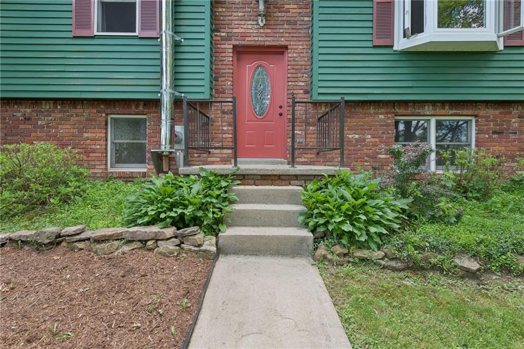 132 Hi Acres Road Greensburg, PA 15601 - Photo 4 of 42