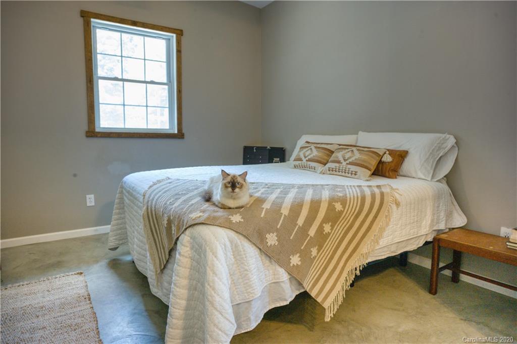 400 Pegg Road Marshall, NC 28753 - Photo 22 of 40 Gallery Image 22