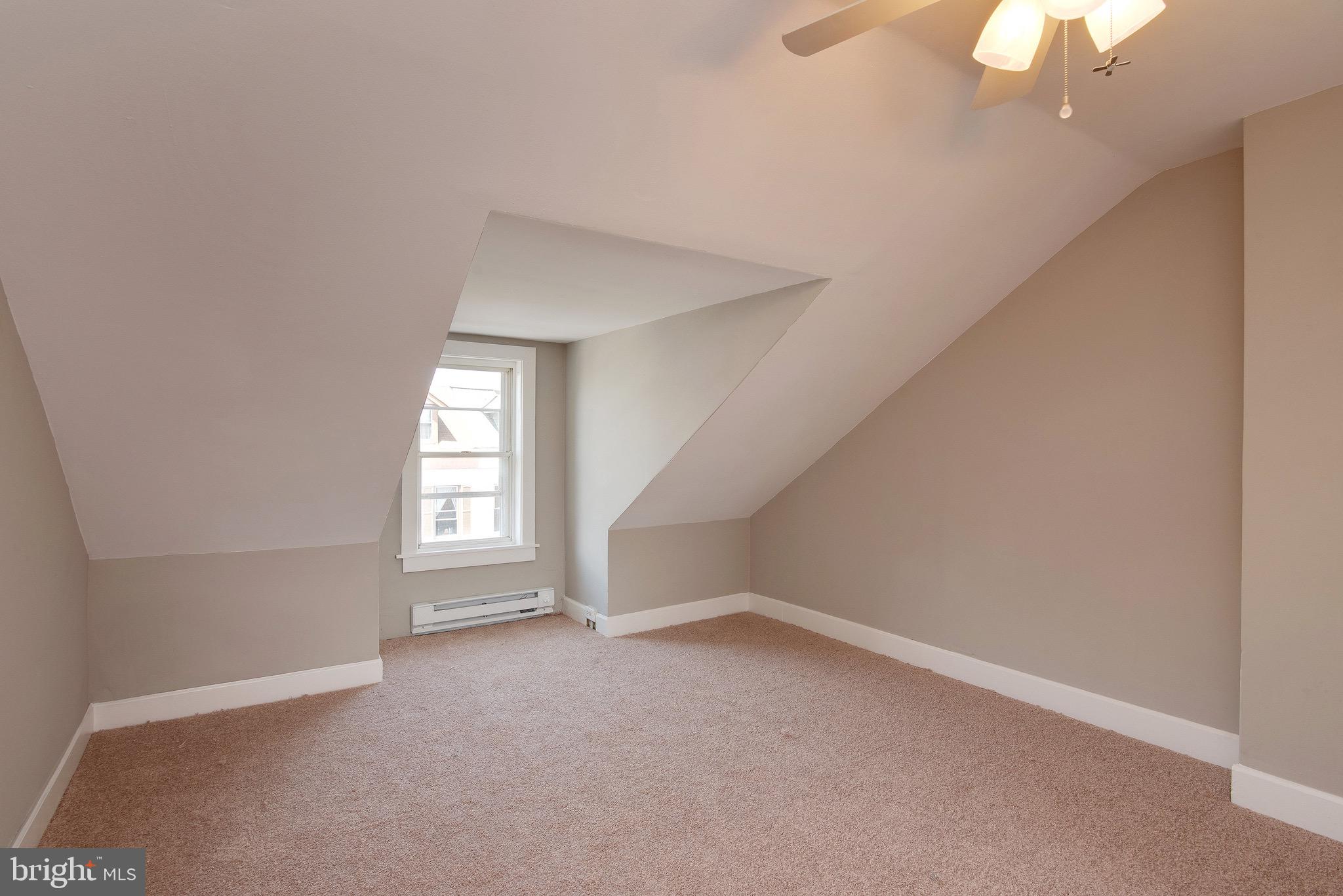 1022 Perry Street Reading, PA 19604 - Photo 15 of 18 Gallery Image 15