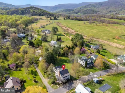 $797,500 | 609 Main Street, Washington, VA 22747