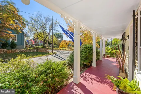 $797,500 | 609 Main Street, Washington, VA 22747