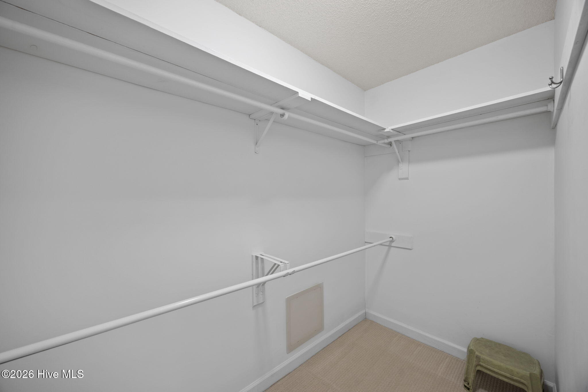 1983 Quail Ridge Road, Unit G Greenville, NC 27858 - Photo 28 of 35 37-web-or-mls-BLS_0078