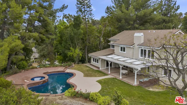 $12,000 | 4055 Nogales Drive, Tarzana, CA 91356