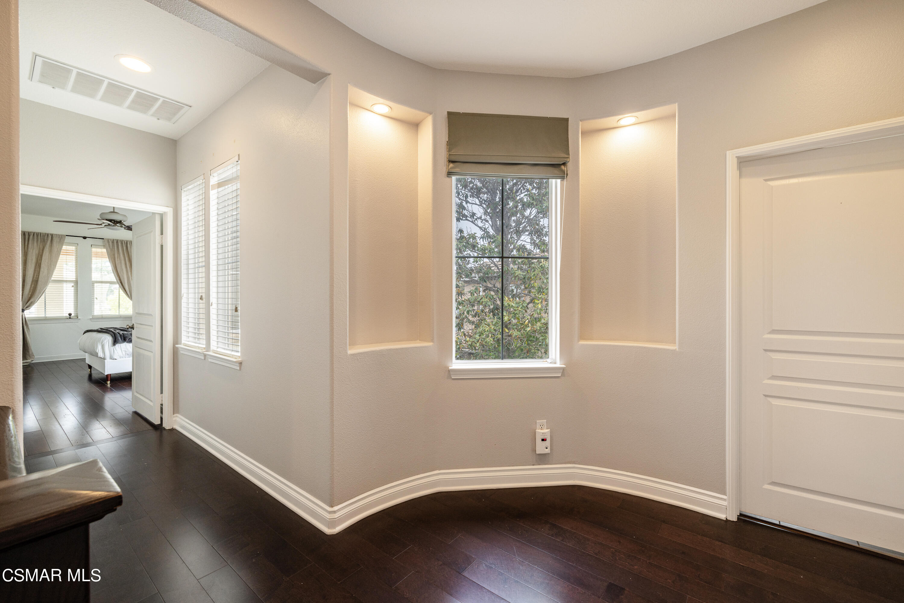 110 Park Hill Road Simi Valley, CA 93065 - Photo 25 of 36 wooden floor in an empty room with a window