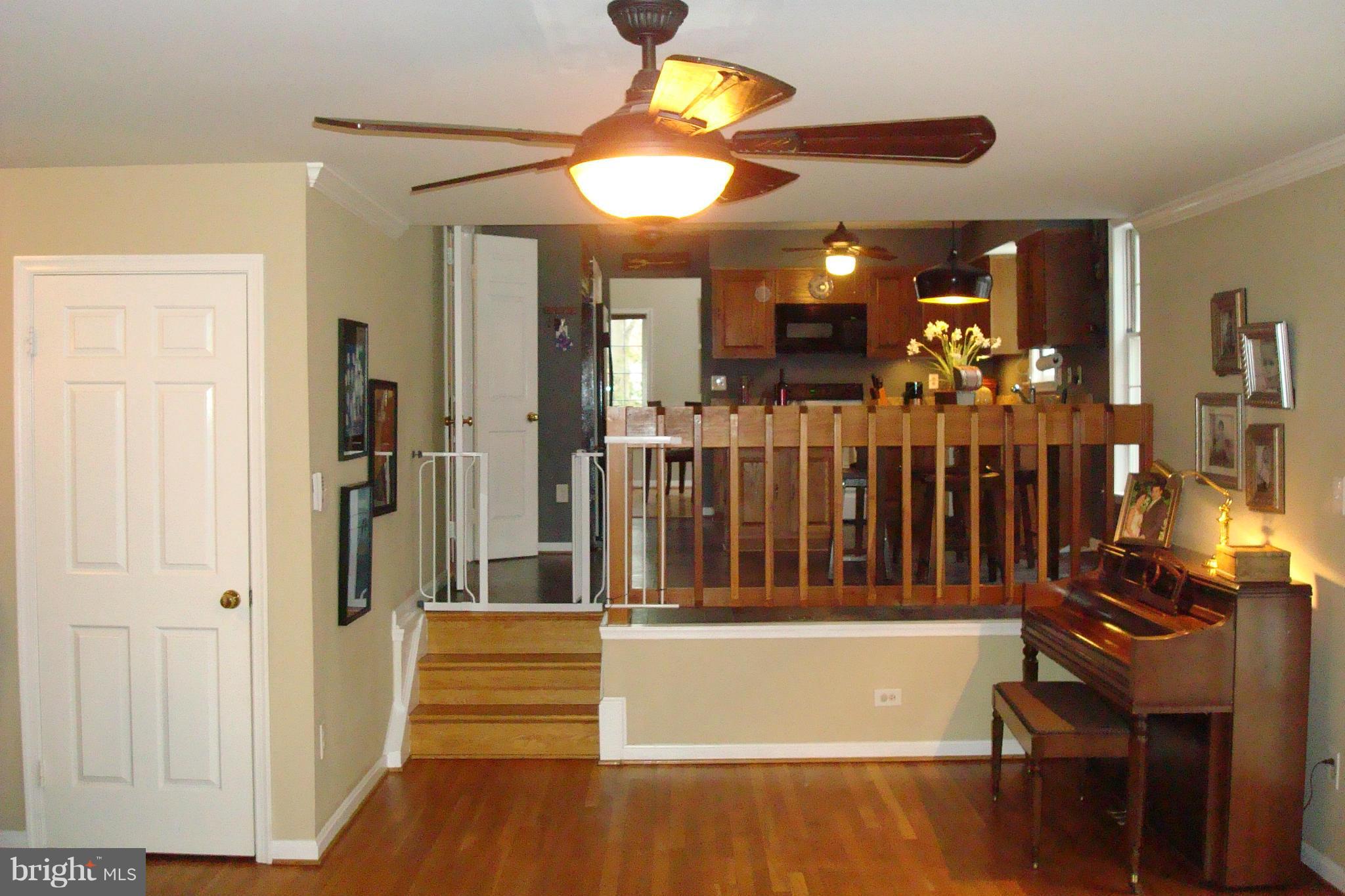 5127 Pheasant Ridge Road Fairfax, VA 22030 - Photo 14 of 28 Family Room