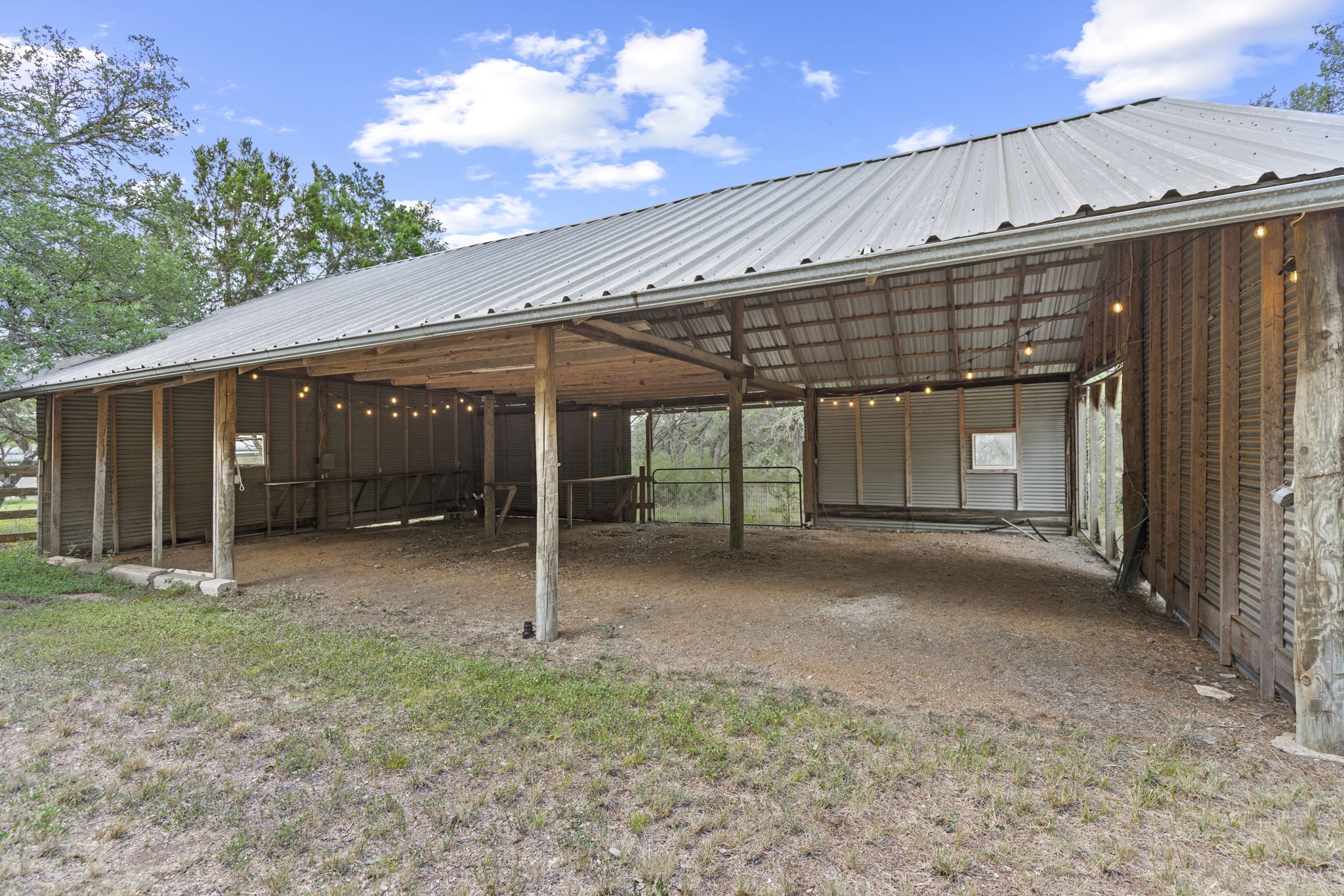 20001 Hamilton Pool Road Dripping Springs, TX 78620 - Photo 37 of 40