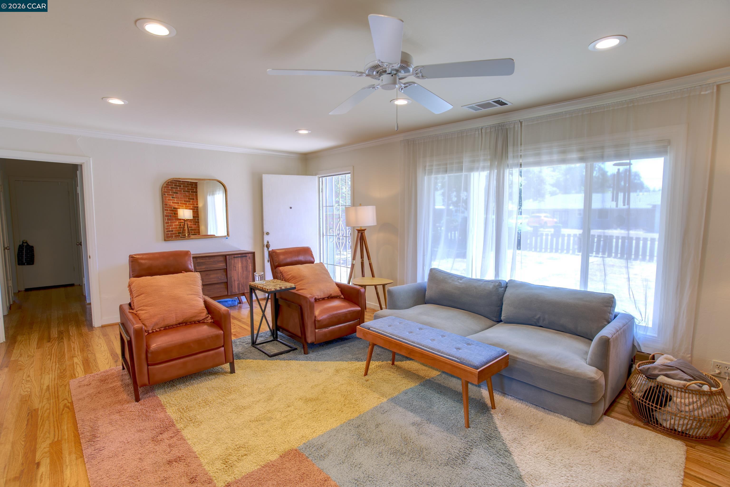 1213 Grove Way Concord, CA 94518 - Photo 7 of 18