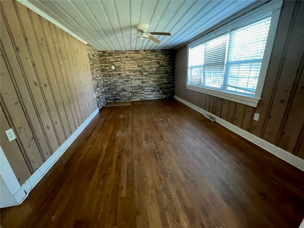 1411 Five Forks Road Pendleton, SC 29670 - Photo 8 of 12