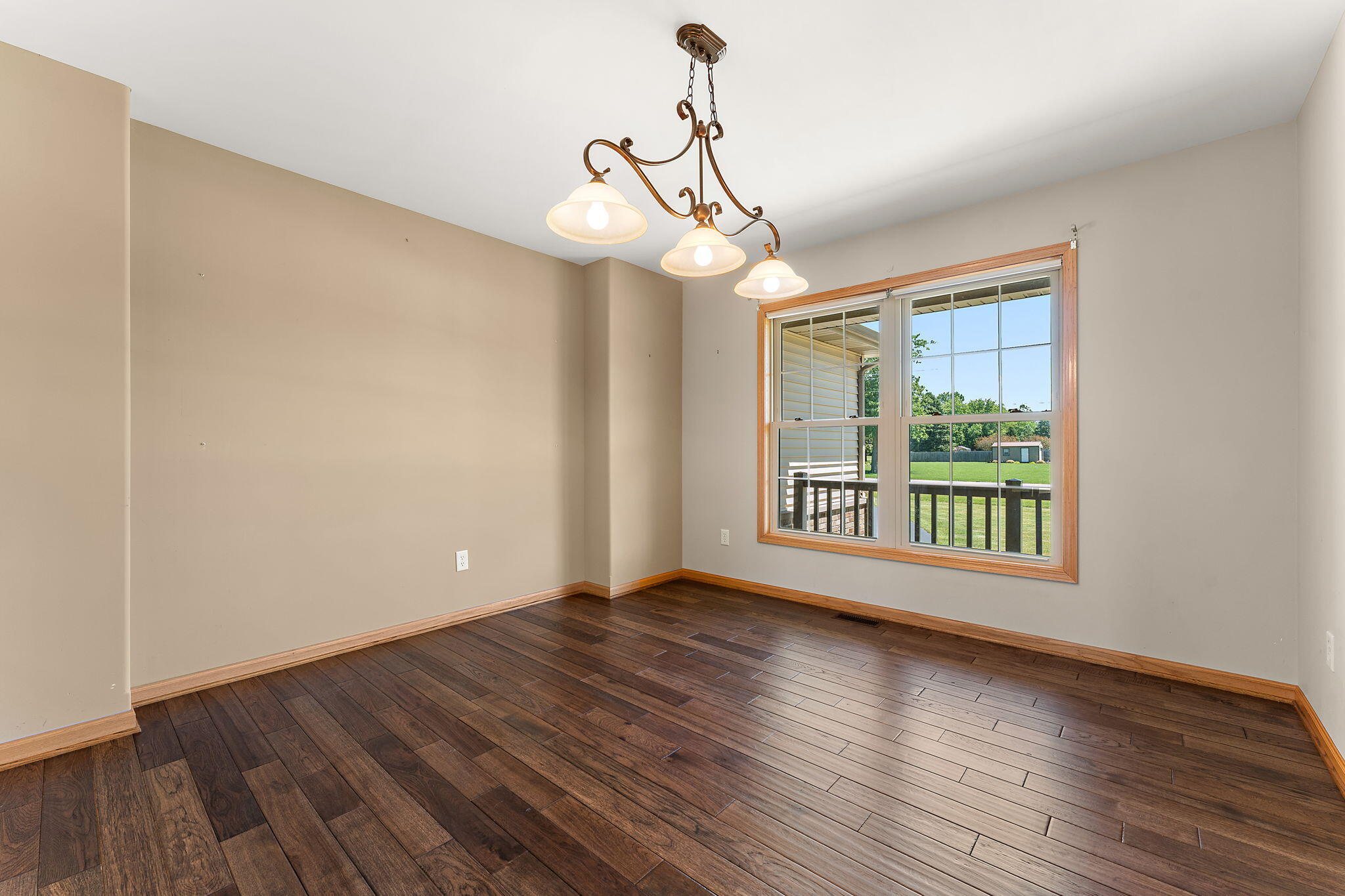 798 South 400 West Hebron, IN 46341 - Photo 8 of 58 2048x1365