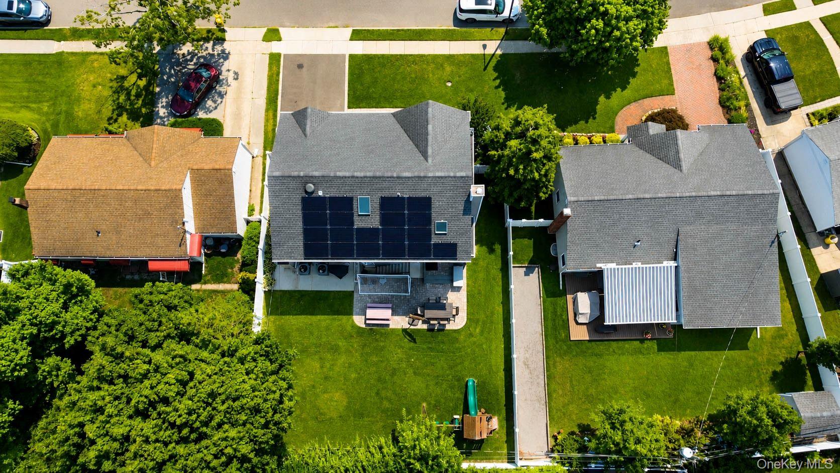 17 Woodwaye Road Plainview, NY 11803 - Photo 41 of 41