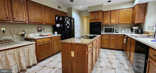 $775,000 | 18200 Littlebrooke Drive, Olney, MD 20832