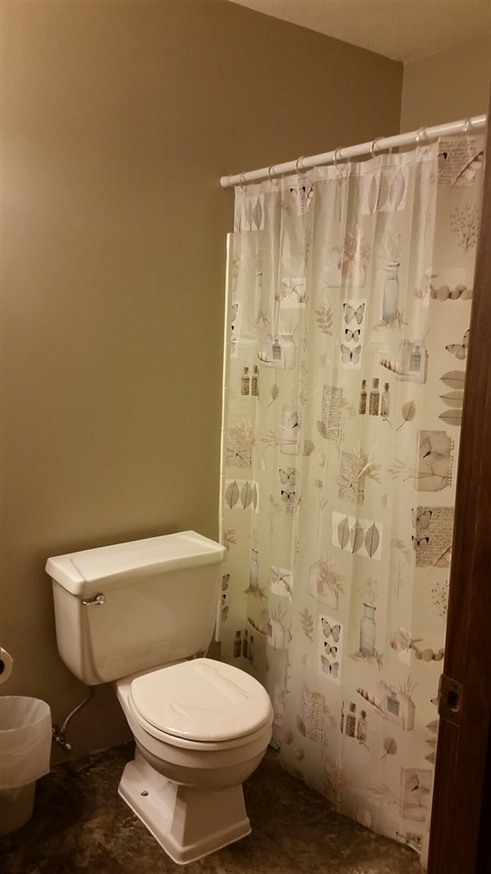 348 North Park Lane Butler, IN 46721 - Photo 19 of 27 Gallery Image 19