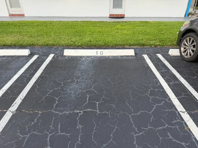 $1,375 | 1113 Lake Terrace, Unit 205, Boynton Beach, FL 33426