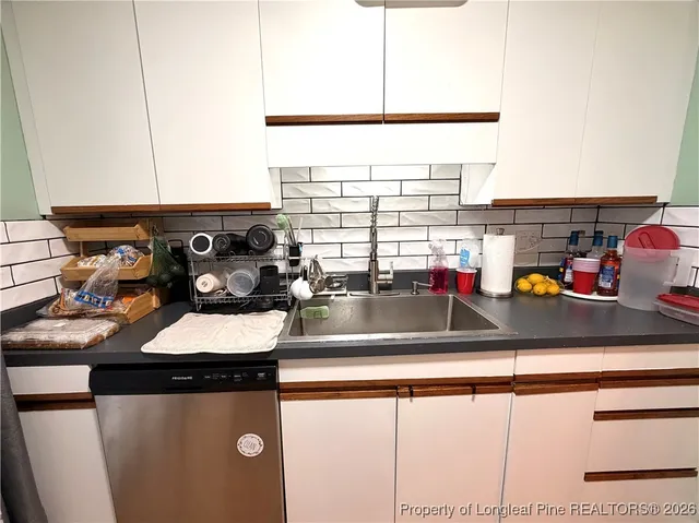 $1,600 | 2105 Wexford Oaks Court, Fayetteville, NC 28303