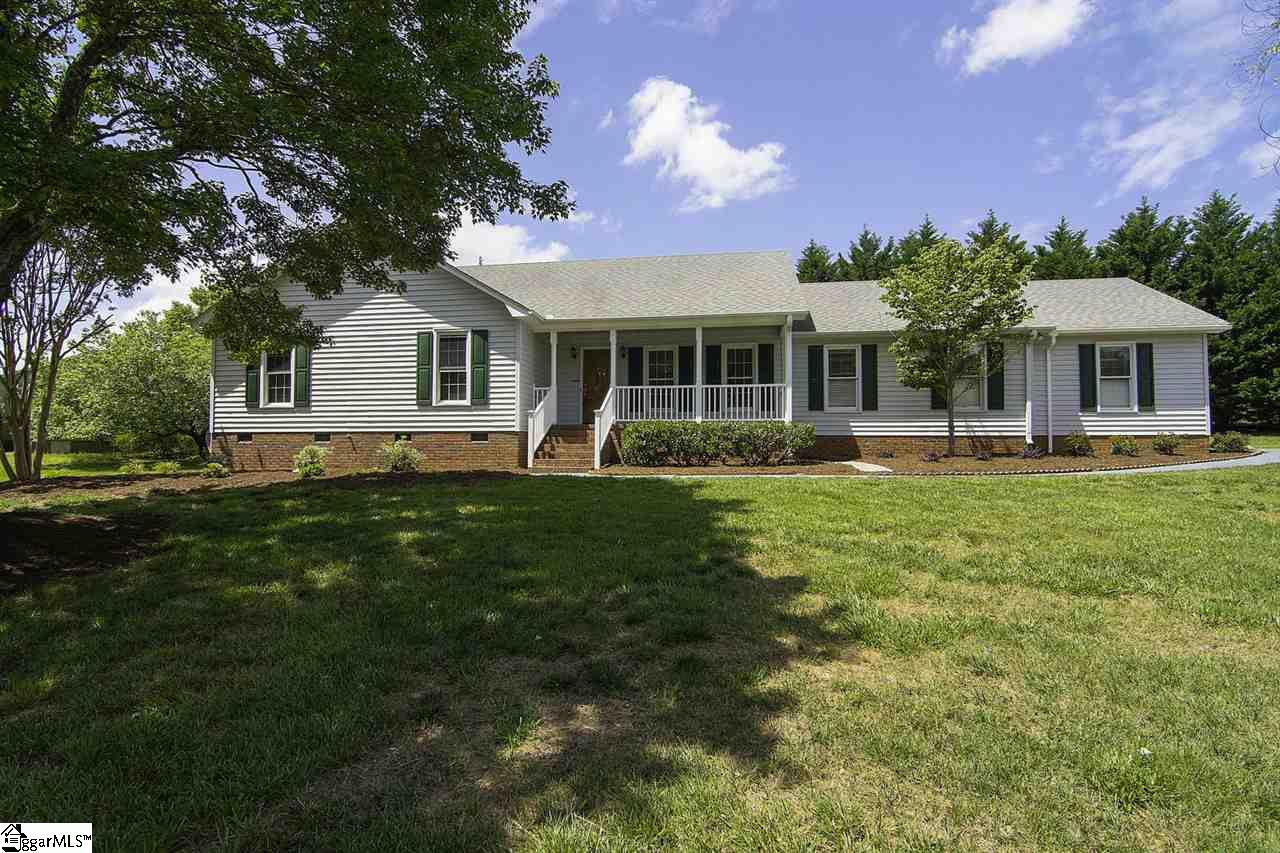8 Peach Ridge Drive Greer, SC 29651 - Photo 1 of 32