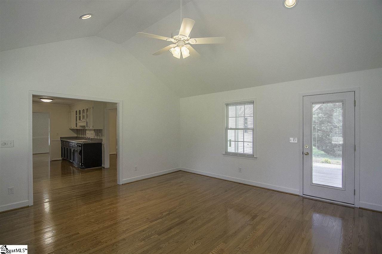 8 Peach Ridge Drive Greer, SC 29651 - Photo 14 of 32