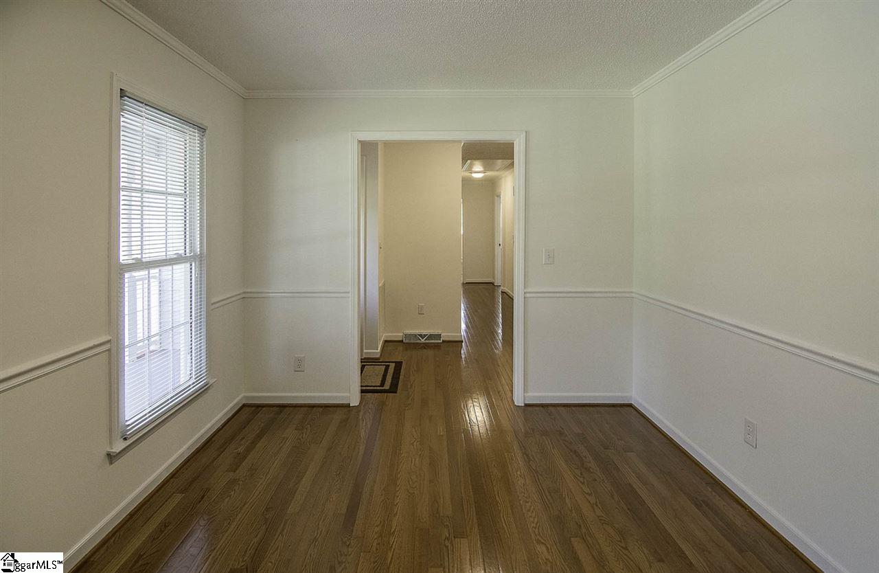 8 Peach Ridge Drive Greer, SC 29651 - Photo 4 of 32