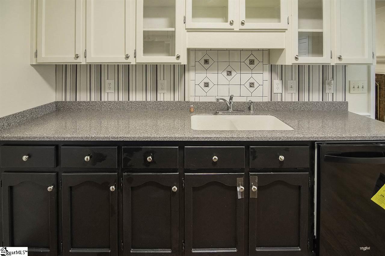 8 Peach Ridge Drive Greer, SC 29651 - Photo 10 of 32