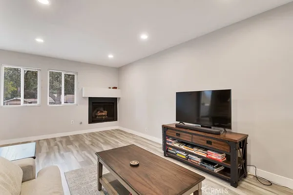 $659,950 | 110 Jeranios Court, Thousand Oaks, CA 91362