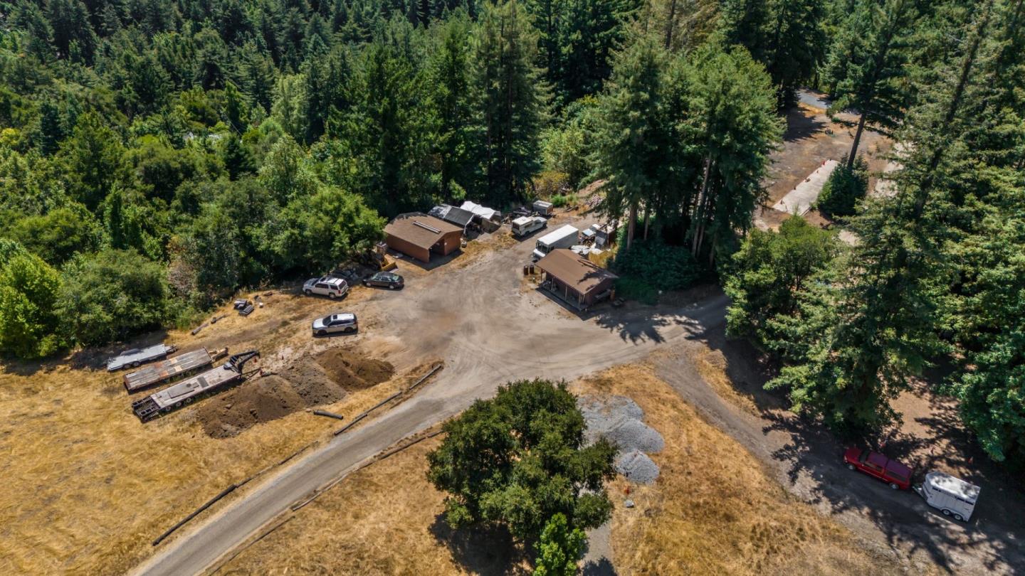 9000 Lompico Road Felton, CA 95018 - Photo 20 of 28 a backyard of a house with lots of green space