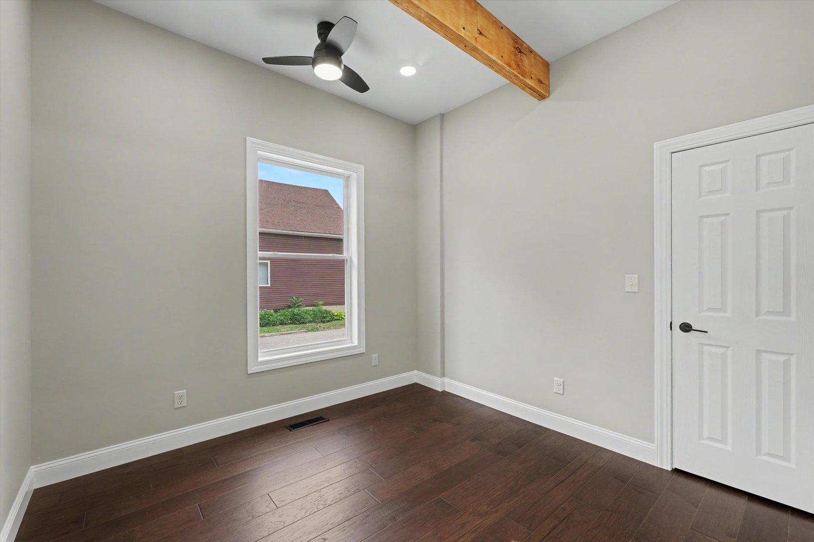 705 South State Street Champaign, IL 61820 - Photo 16 of 28