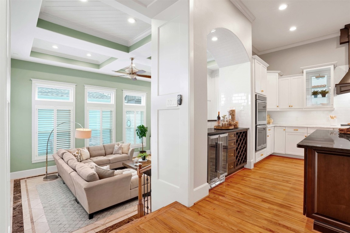 612 Rutland Street Houston, TX 77007 - Photo 19 of 45 Open-Concept Hosting. The kitchen flows seamlessly into the formal dining and family rooms for effortless entertaining.