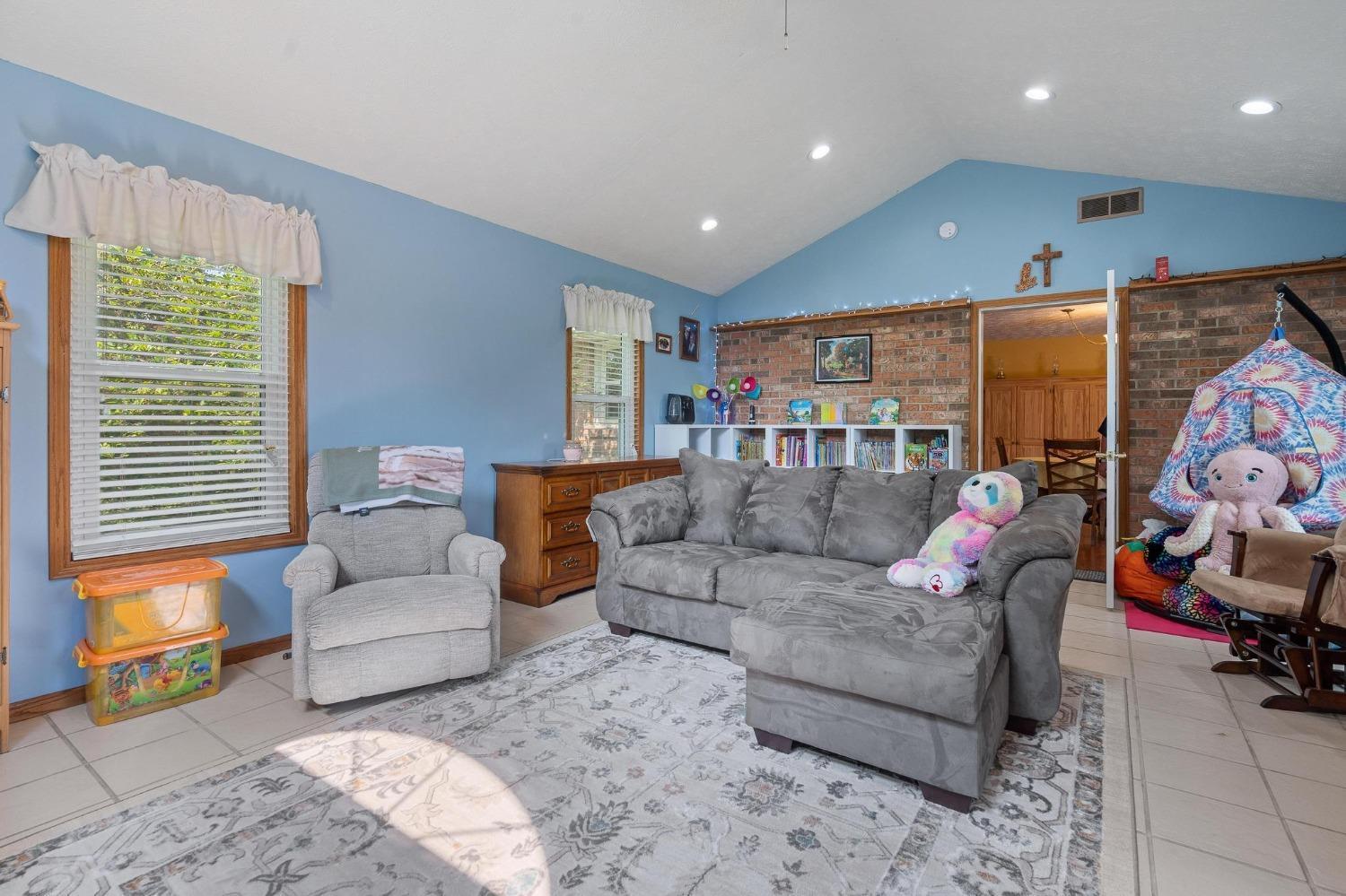 75 Mitchell Road Wilmington, OH 45177 - Photo 14 of 24