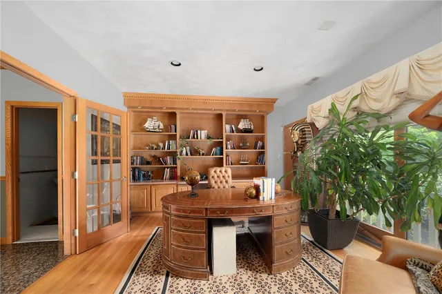 $5,900 | 633 Chestnut Hill Road, Glocester, RI 02814