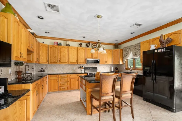 $5,900 | 633 Chestnut Hill Road, Glocester, RI 02814