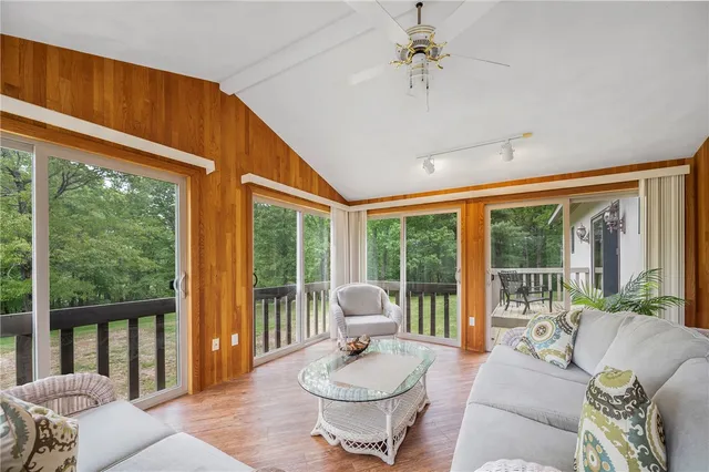 $5,900 | 633 Chestnut Hill Road, Glocester, RI 02814