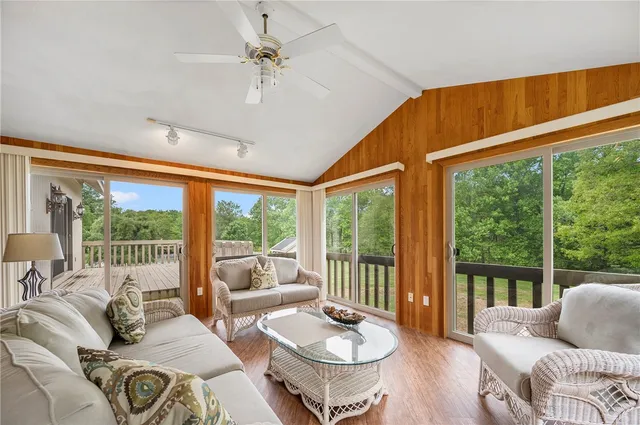 $5,900 | 633 Chestnut Hill Road, Glocester, RI 02814