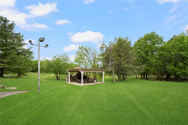 $5,900 | 633 Chestnut Hill Road, Glocester, RI 02814