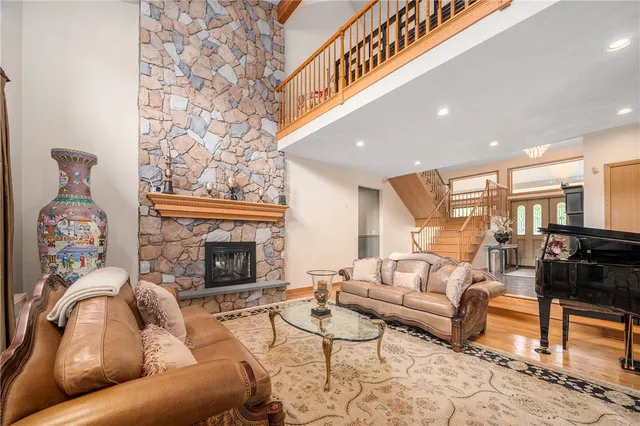 $5,900 | 633 Chestnut Hill Road, Glocester, RI 02814