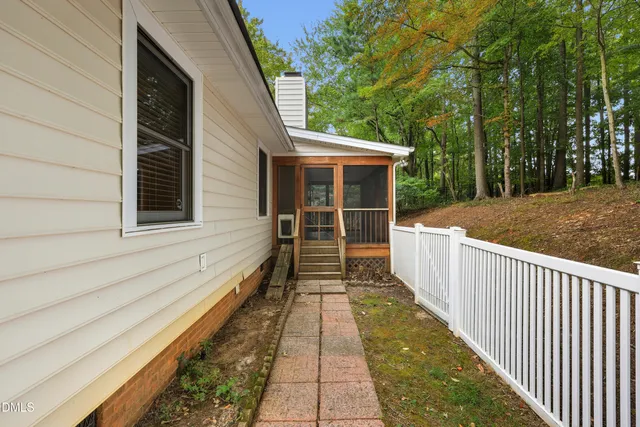 $465,000 | 110 Penchant Court, Cary, NC 27513