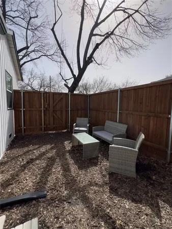 $2,550 | 1007 Gallagher Street, Dallas, TX 75212