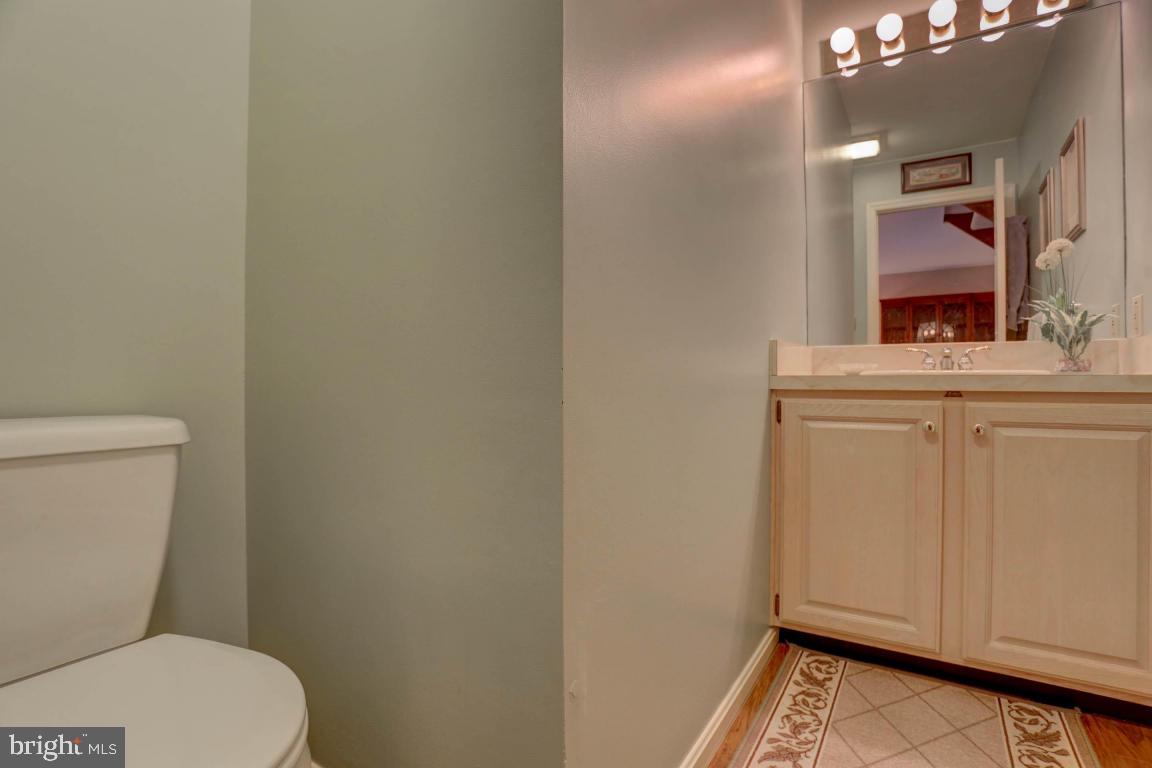 20 Amberly Way Lititz, PA 17543 - Photo 12 of 34
