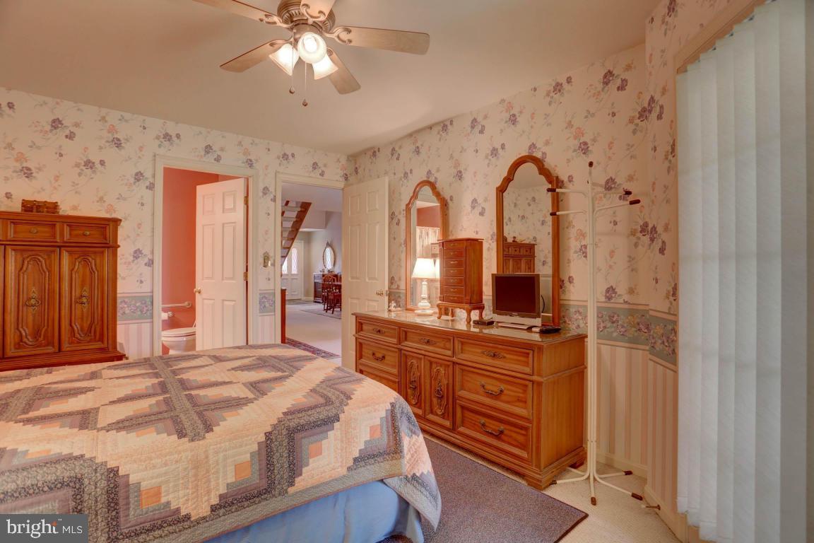 20 Amberly Way Lititz, PA 17543 - Photo 14 of 34