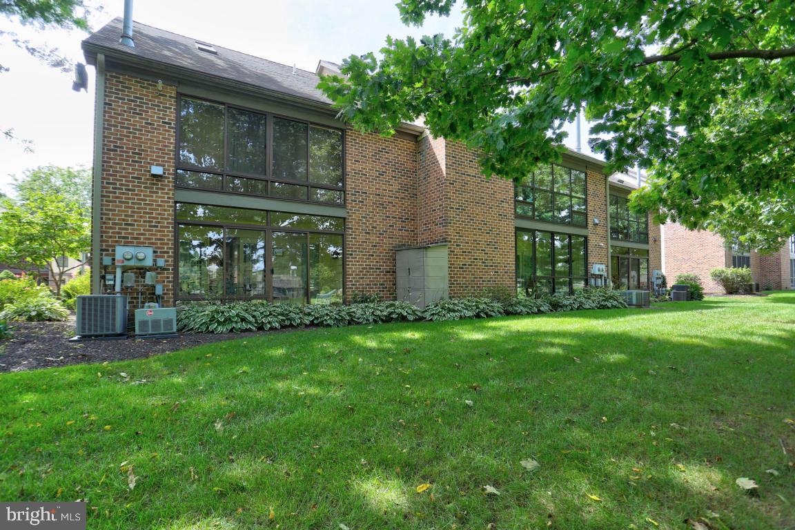 20 Amberly Way Lititz, PA 17543 - Photo 33 of 34