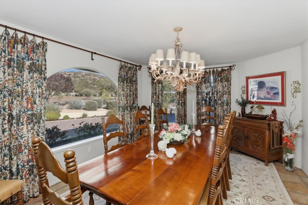 34575 Sycamore Springs Road Hemet, CA 92544 - Photo 16 of 65 Fabulous dining room