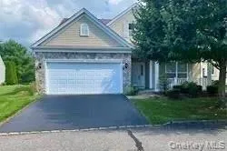 $4,300 | 87 Louden Loop, Mount Sinai, NY 11766