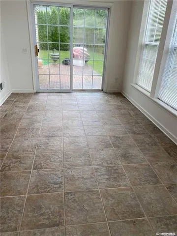 $4,300 | 87 Louden Loop, Mount Sinai, NY 11766