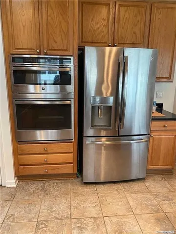 $4,300 | 87 Louden Loop, Mount Sinai, NY 11766