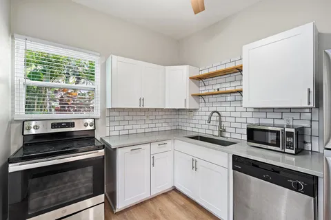 $625,000 | 315 Hawthorne Drive, Lake Park, FL 33403