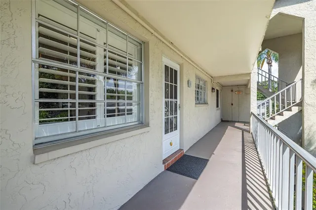 $1,650 | 946 Virginia Street, Unit 207, Dunedin, FL 34698