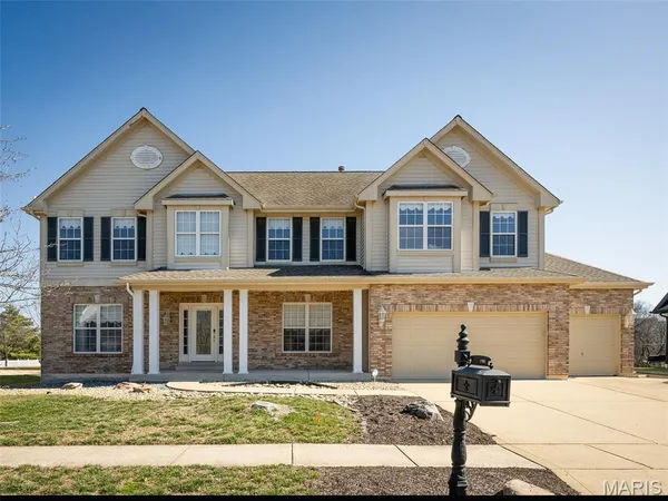 $695,000 | 17651 Westhampton Woods Drive, Wildwood, MO 63005