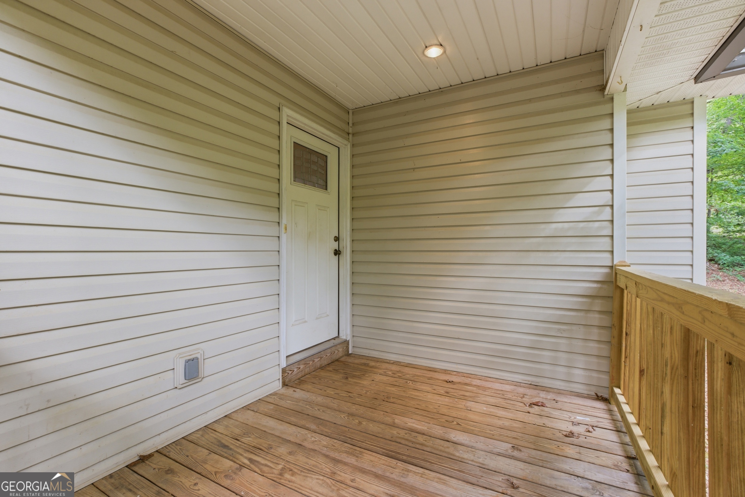 221 Eden Woods Road Clarkesville, GA 30523 - Photo 2 of 24