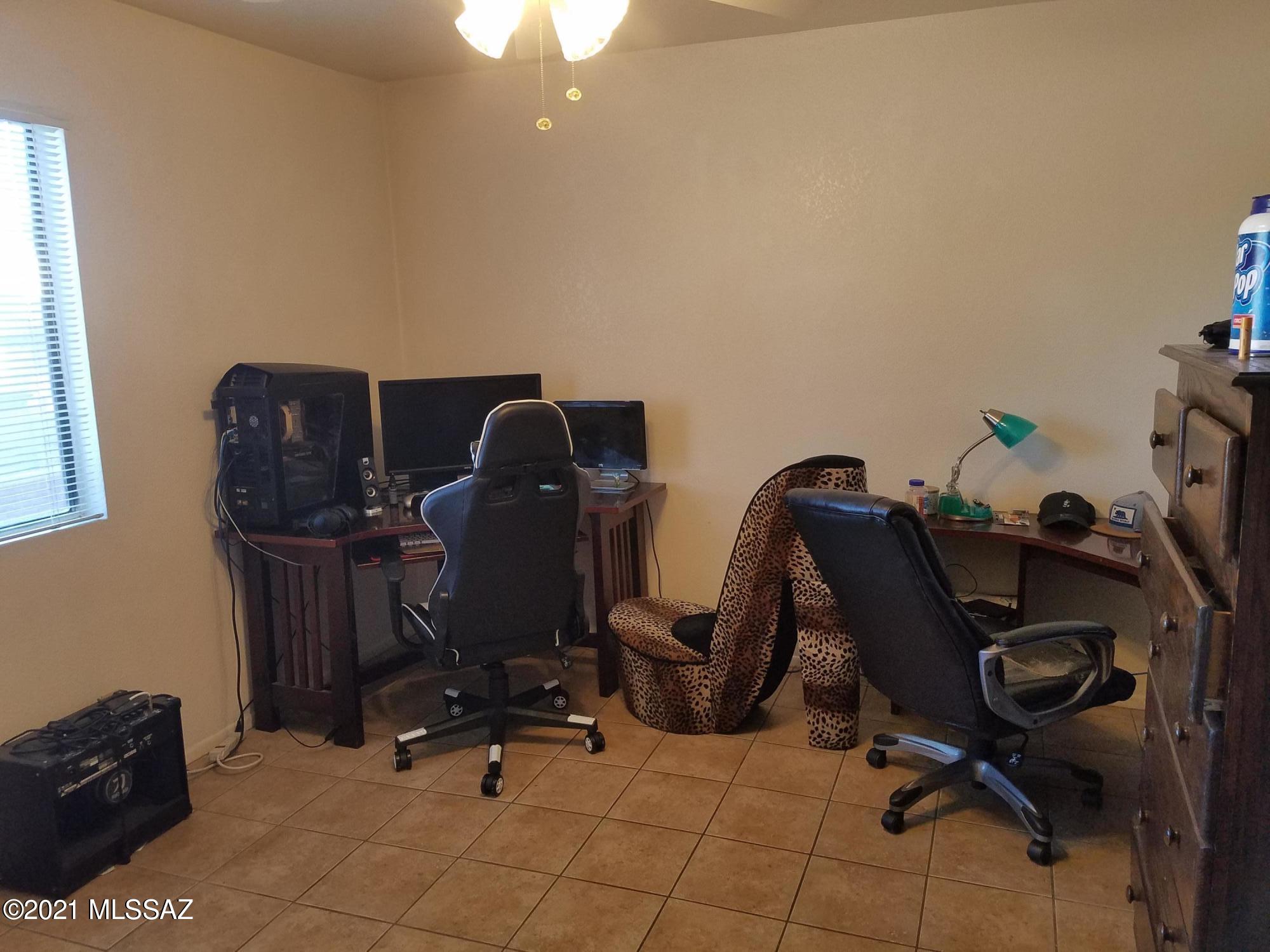 3690 North Country Club Road, Unit 1025 Tucson, AZ 85716 - Photo 12 of 20